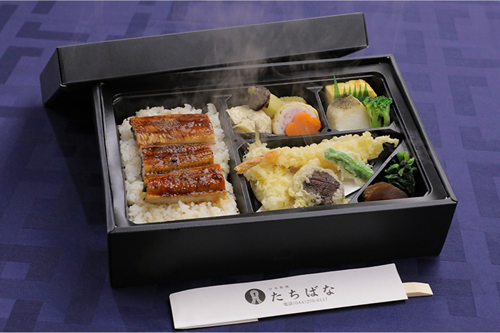 温 鰻特選弁当